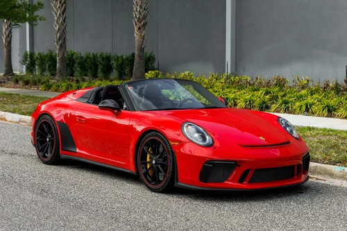 
           
        2019 Porsche 911