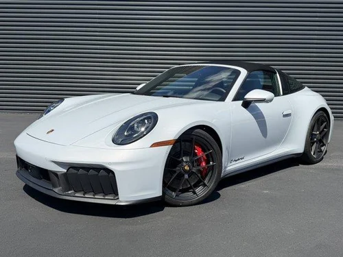 
           
        2026 Porsche 911 Targa 4 GTS