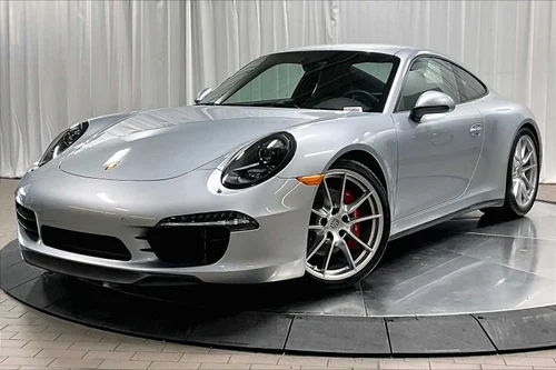 
           
        2016 Porsche 911