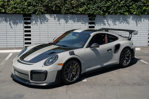 
           
        2018 Porsche 911 GT2 RS