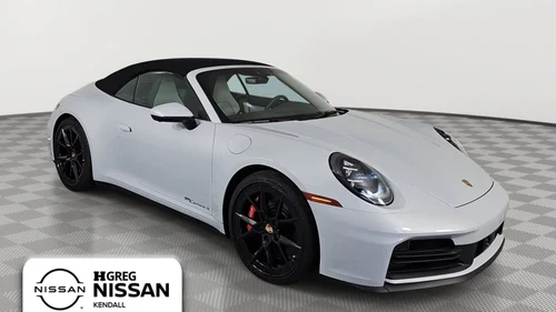 
           
        2025 Porsche 911