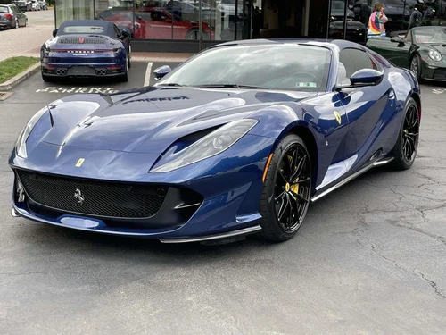 
           
        2022 Ferrari 812 GTS Base