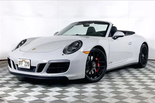 2018 Porsche 911 Carrera GTS
