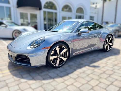 
           
        2025 Porsche 911