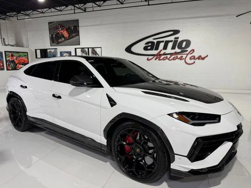 
           
        2023 Lamborghini Urus Performante
