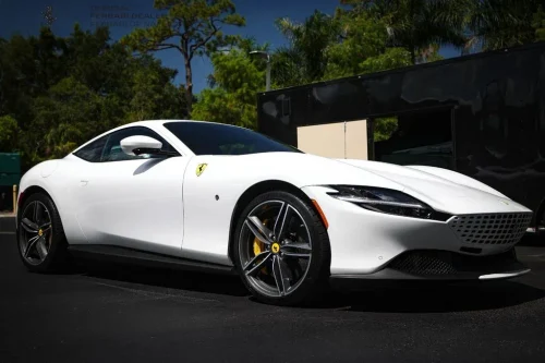 
           
        2023 Ferrari Roma Base