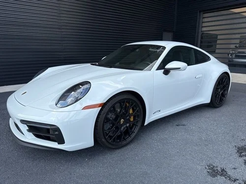 2024 Porsche 911 Carrera GTS