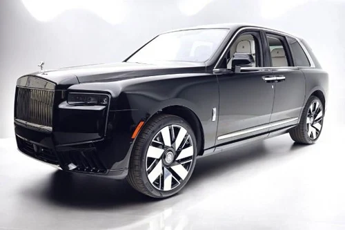 
           New 
        2026 Rolls-Royce Cullinan