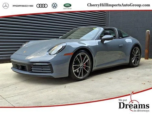 
           
        2024 Porsche 911 Targa 4