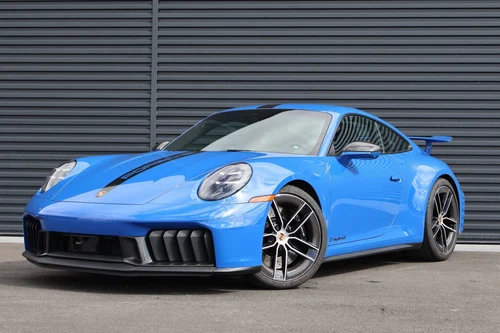 
           
        2026 Porsche 911 Carrera GTS