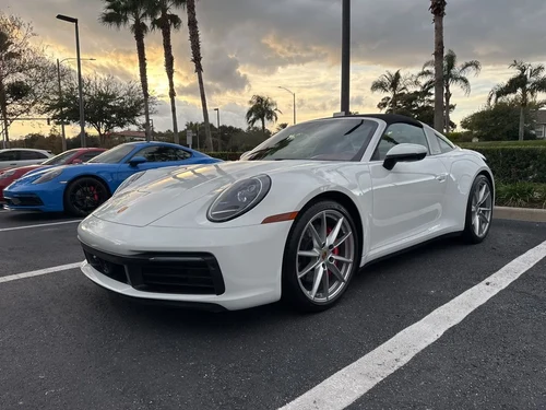 
           
        2022 Porsche 911 Targa 4S