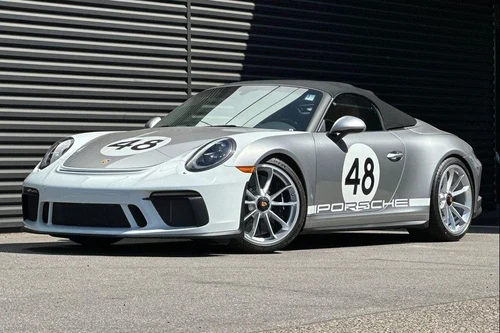 
           
        2019 Porsche 911 Speedster