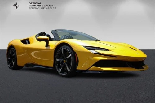 
           
        2022 Ferrari SF90 Spider Base