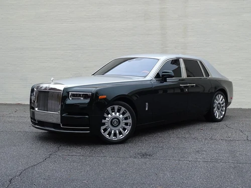 
           New 
        2023 Rolls-Royce Phantom