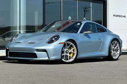 
           
        2022 Porsche 911
