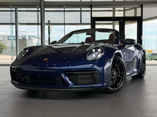 
           
        2024 Porsche 911 Carrera GTS