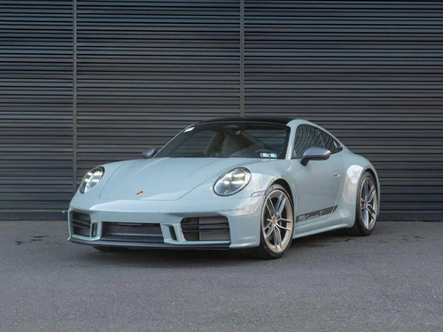 
           
        2026 Porsche 911 Carrera T