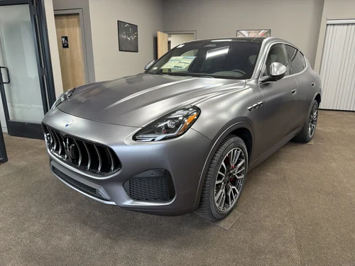 
           New 
        2025 Maserati Grecale AWD