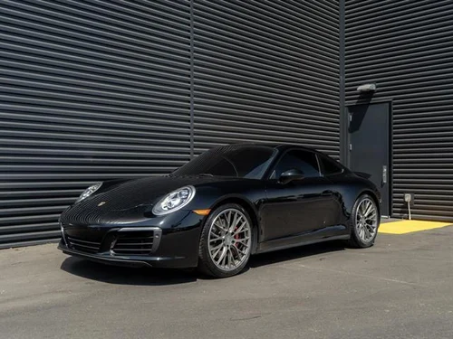 
           
        2018 Porsche 911 Carrera 4S