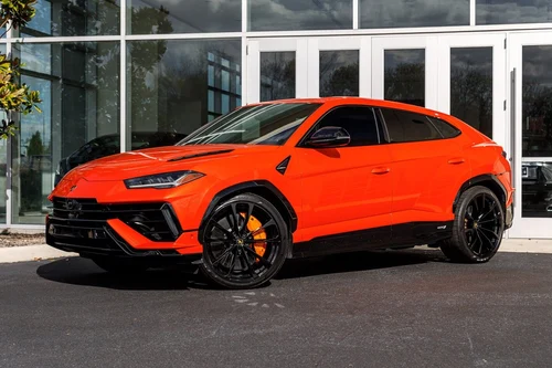 
           
        2023 Lamborghini Urus