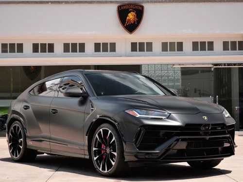 
           
        2023 Lamborghini Urus S
