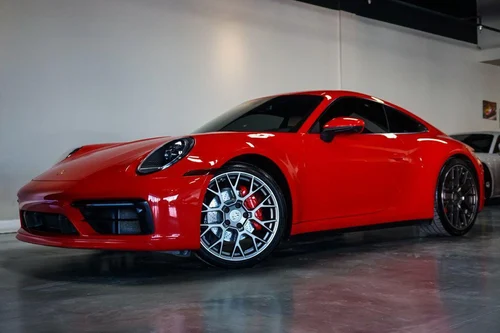 
           
        2021 Porsche 911