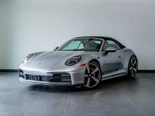 
           
        2025 Porsche 911