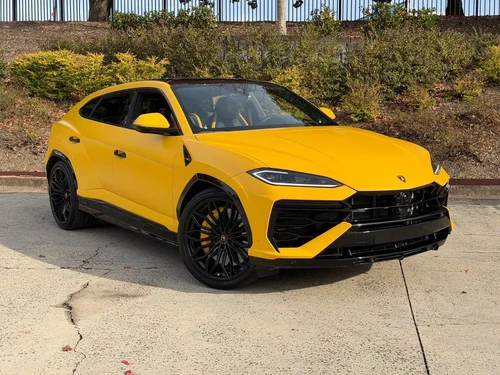 
           
        2025 Lamborghini Urus SE