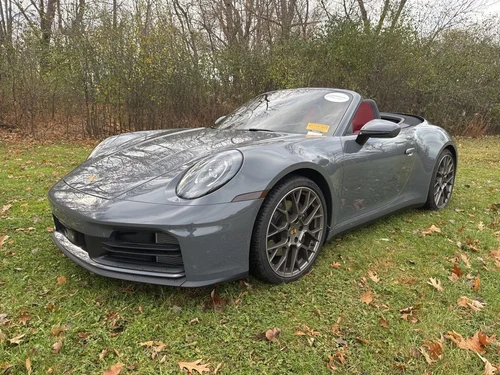 
           
        2025 Porsche 911 Carrera