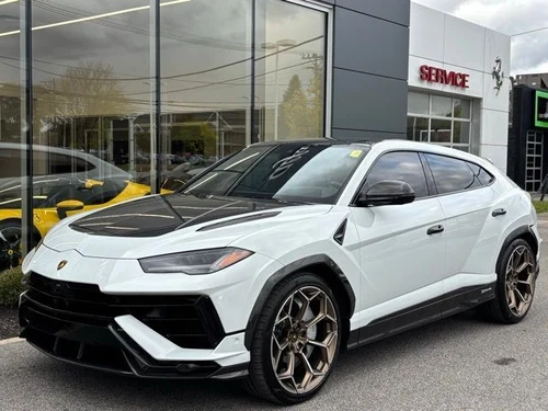 
           
        2024 Lamborghini Urus Performante