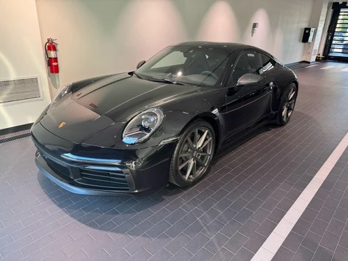 
           
        2024 Porsche 911 Carrera T