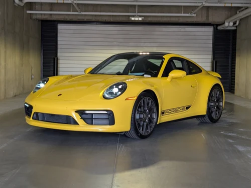 2022 Porsche 911 Carrera