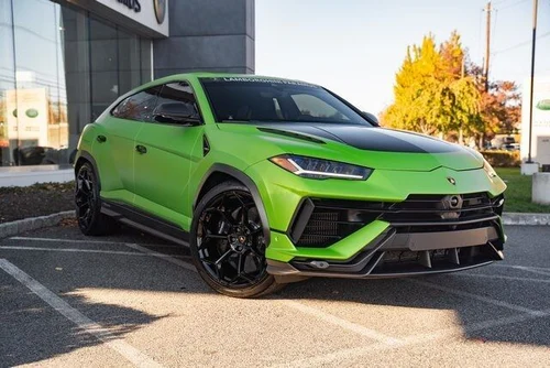 
           
        2024 Lamborghini Urus Performante