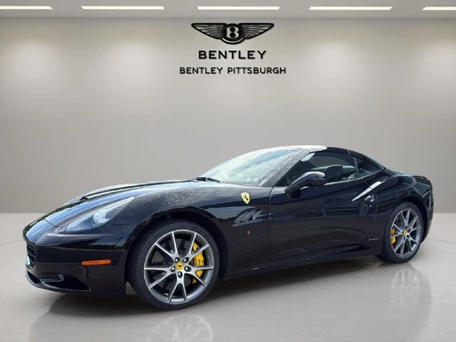 
           
        2012 Ferrari California Base