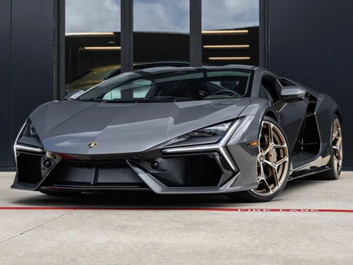 
           New 
        2026 Lamborghini Revuelto Base