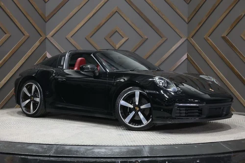 
           
        2021 Porsche 911 Targa 4S