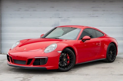 
           
        2019 Porsche 911 Carrera 4 GTS
