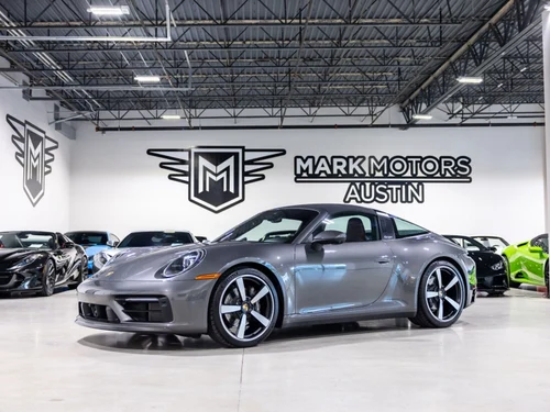 
           
        2024 Porsche 911