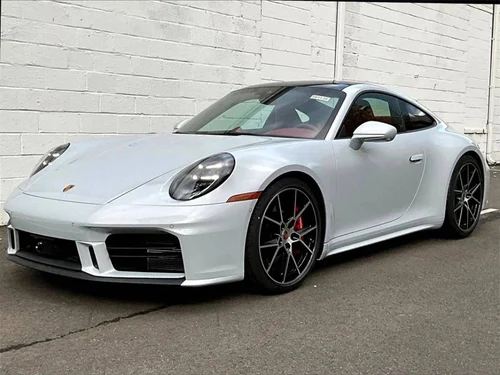 
           New 
        2026 Porsche 911