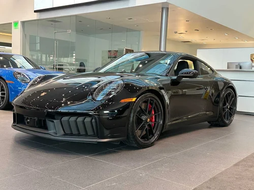 
           New 
        2026 Porsche 911 Carrera GTS