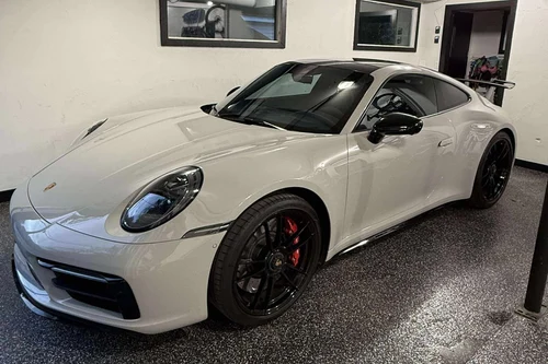 
           
        2024 Porsche 911 Carrera 4 GTS
