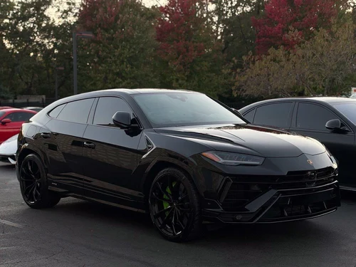 
           
        2024 Lamborghini Urus S