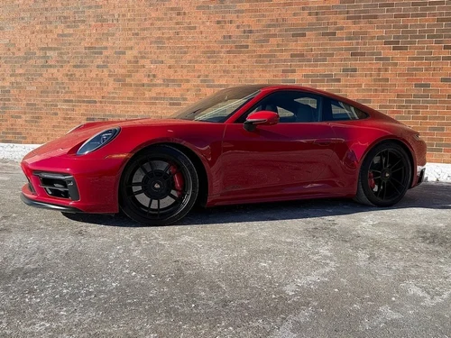 
           
        2022 Porsche 911