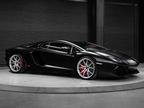 
           
        2017 Lamborghini Aventador
