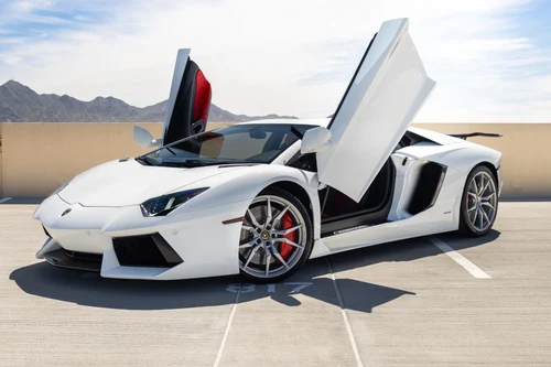 
           
        2015 Lamborghini Aventador LP 700-4