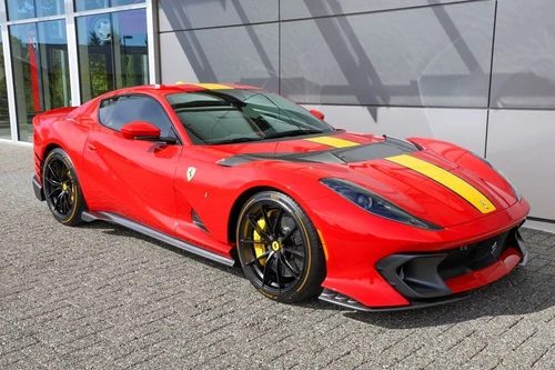 
           
        2023 Ferrari 812 Competizione