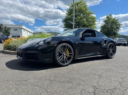 
           
        2021 Porsche 911 Turbo S