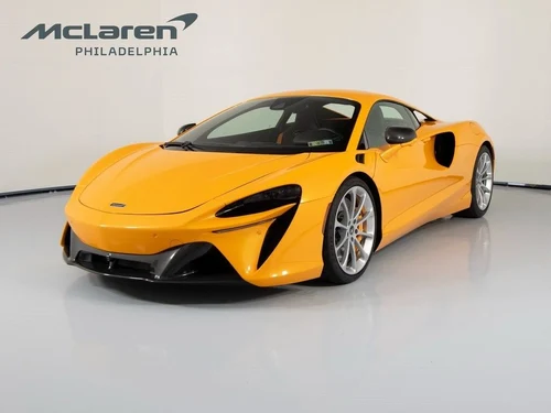 
           
        2023 McLaren Artura