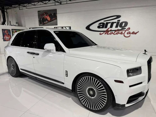 
           
        2019 Rolls-Royce Cullinan