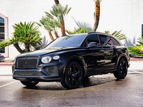 
           
        2023 Bentley Bentayga Hybrid